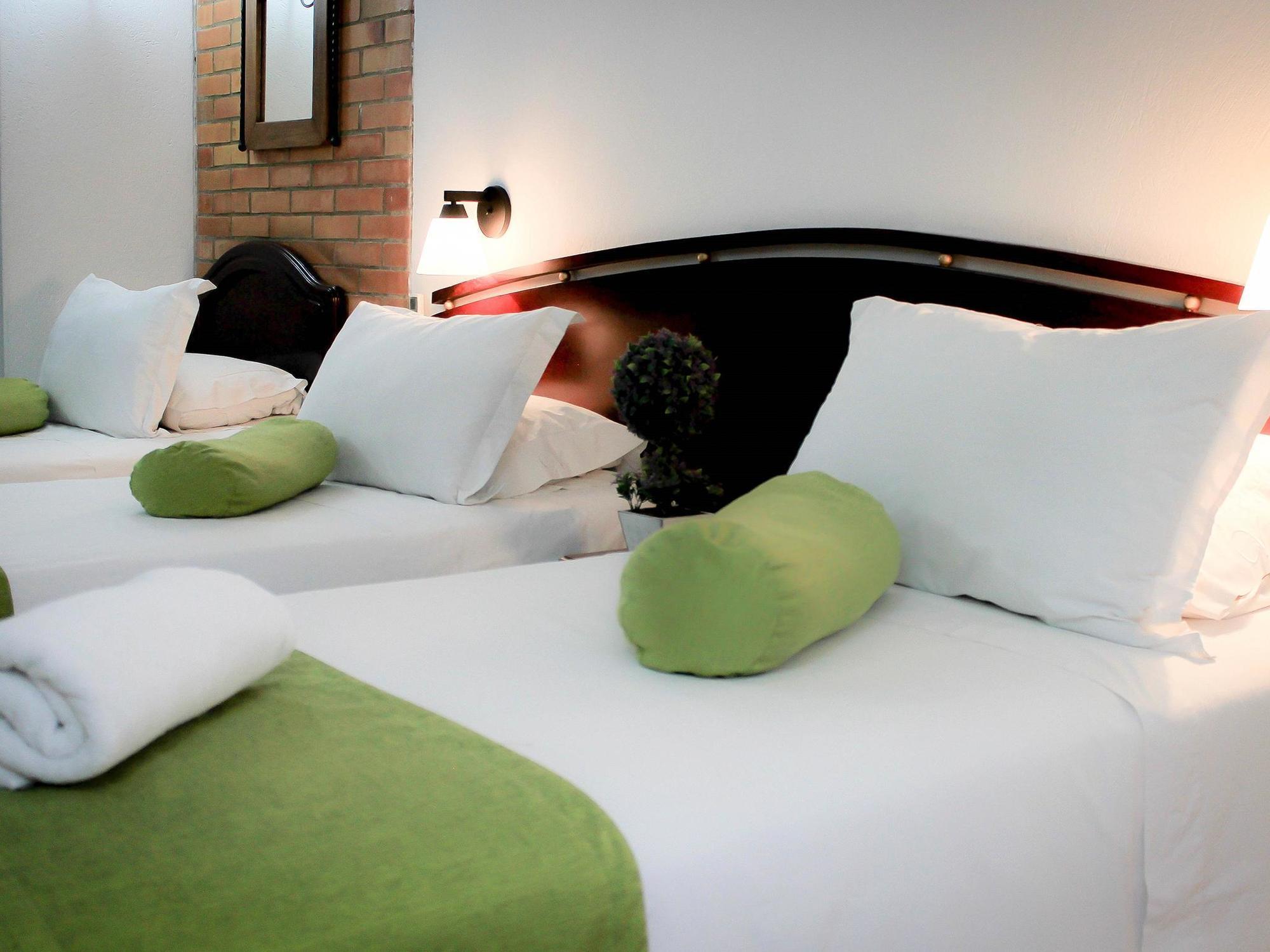 Hotel Cabo De La Vela เมเดยิน ภายนอก รูปภาพ