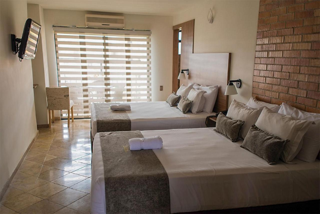 Hotel Cabo De La Vela เมเดยิน ภายนอก รูปภาพ