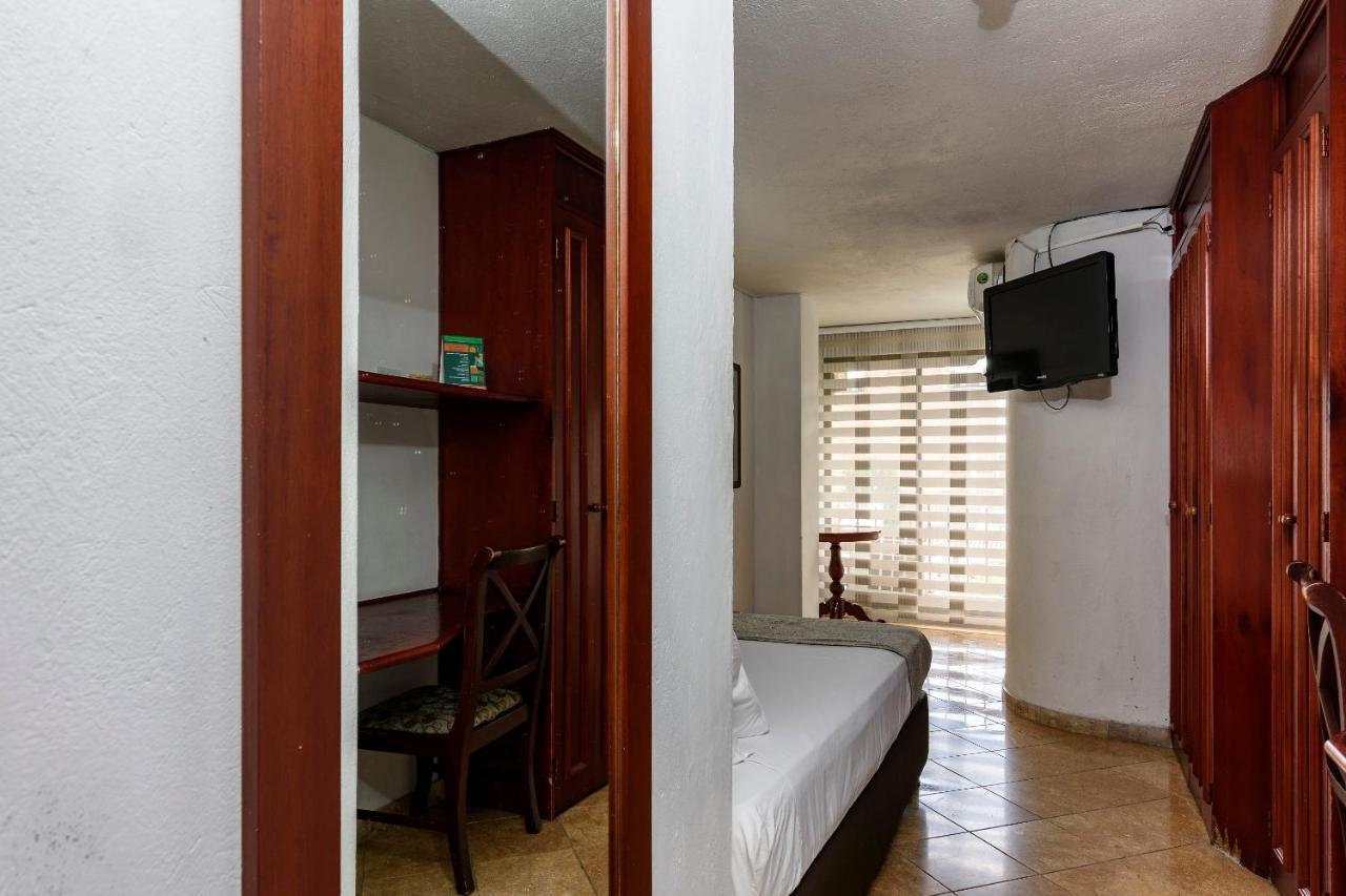 Hotel Cabo De La Vela เมเดยิน ภายนอก รูปภาพ